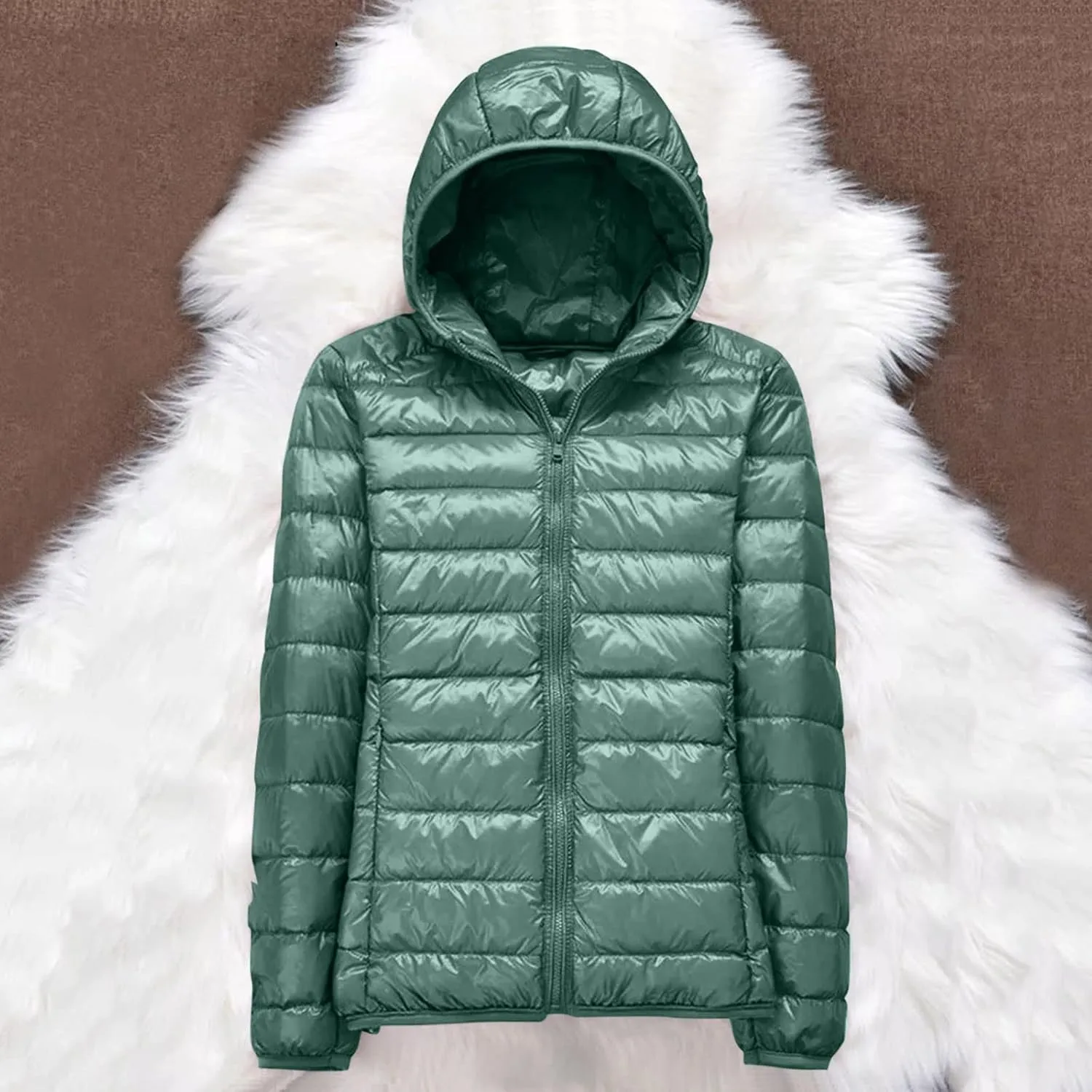 2024 Women's Hooded Packable Puffer Jackets Winter Lightweight Warm Down Coats Trendy Slim Fit Windproof Duck Down Outwear