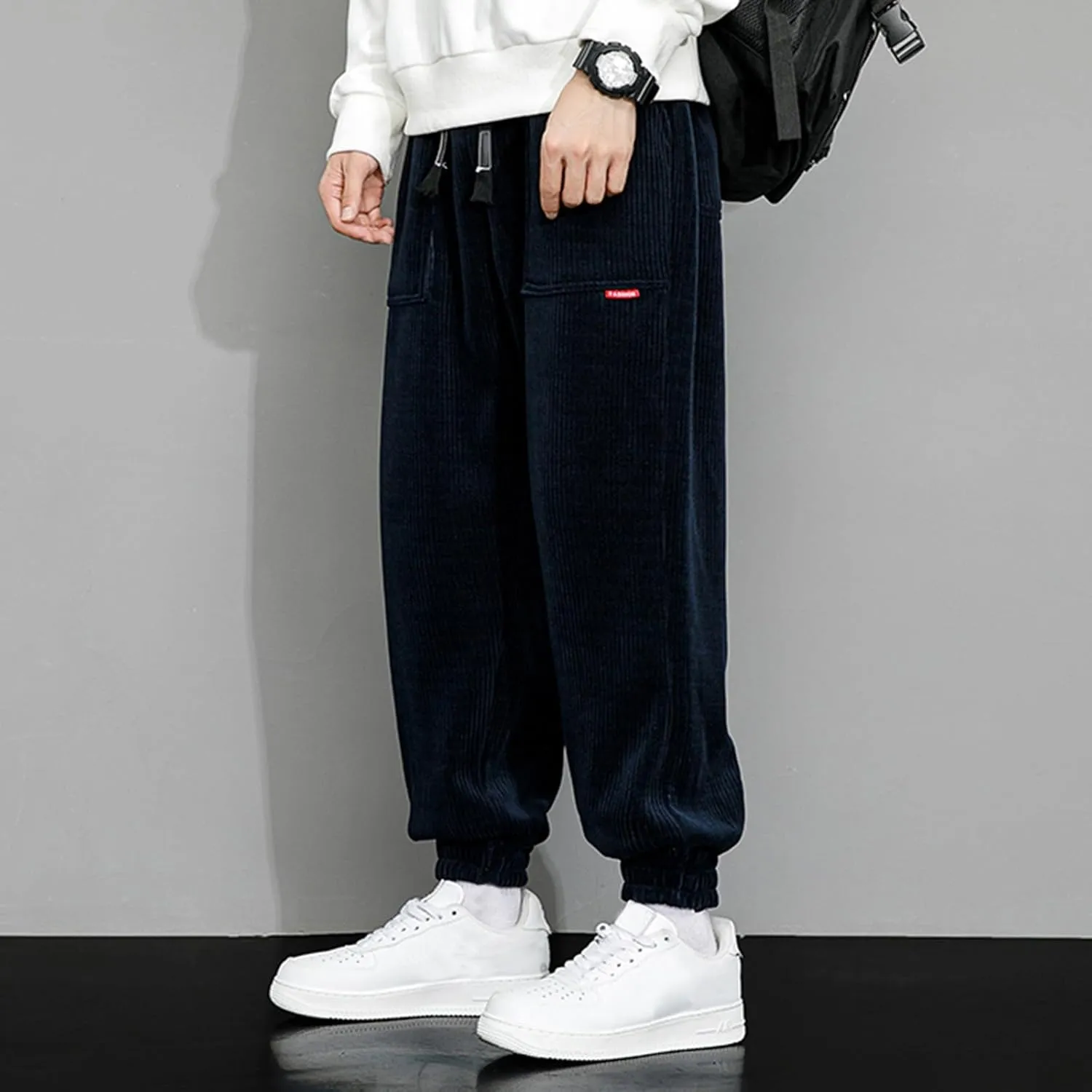 Men's Corduroy Pants Drawstring Elastic Waist Casual Tapered Trousers Fashion Streetwear Joggers Pants with Pockets
