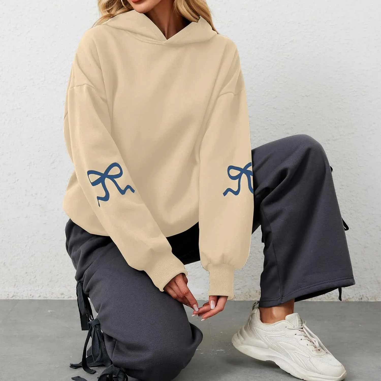 Women's Bow Trim Print Oversized Crewneck Sweatshirt Cute Graphic Sweatshirts Long Sleeve Pullover Y2k Tops